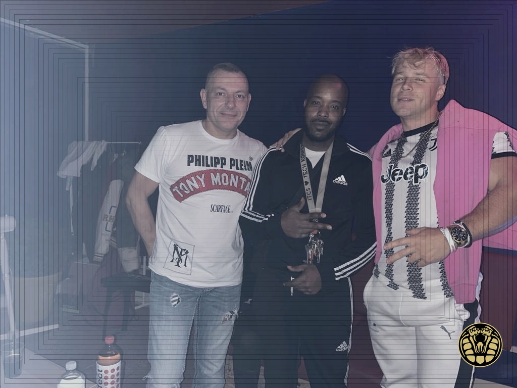 Naga Club Hamburg — artists and crew backstage